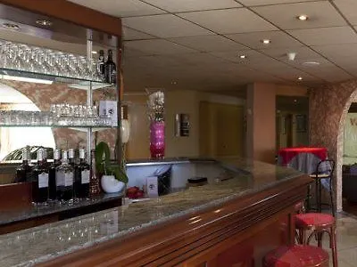 Adonis - Thomas Hotel Cannes